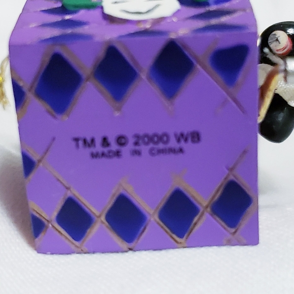 Daffy Duck Jester  Ornament - Picture 5 of 5